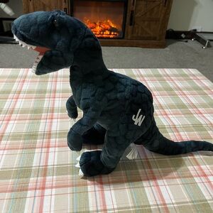 2017 JURASSIC PARK “BLUE” T-REX 11” Plush Dinosaur Toy